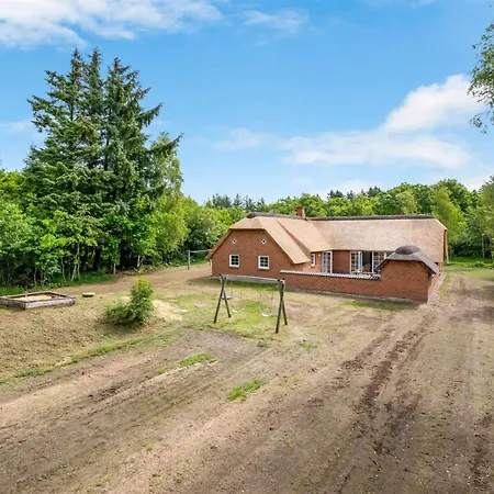 Ulf - 2km From The Sea By Interhome *