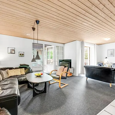 Ulf - 2km From The Sea By Interhome *