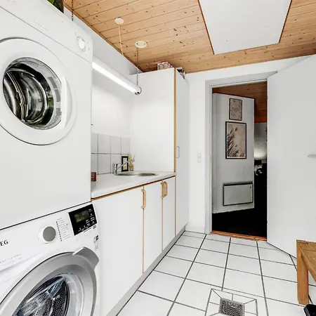 Vakantiehuis Ulf - 2km From The Sea By Interhome Ulfborg