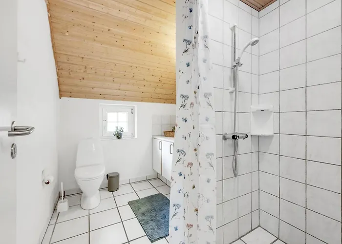 Ulf - 2km From The Sea By Interhome *